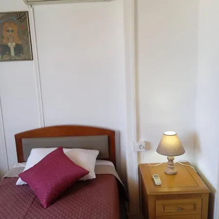 Marilu In The Center Of Chania La Canea