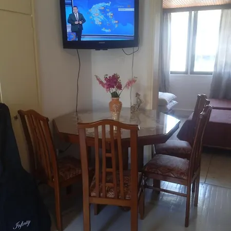 Marilu In The Center Of Chania *