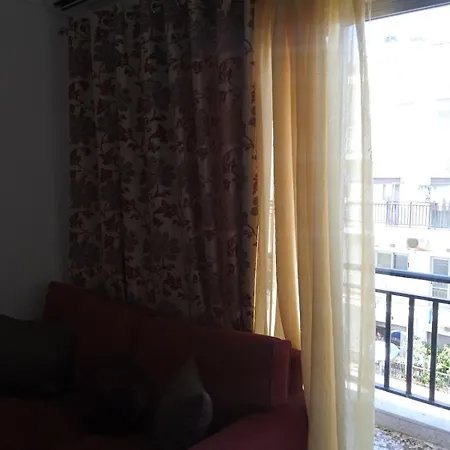 Marilu In The Center Of Chania * Chania (Crete)