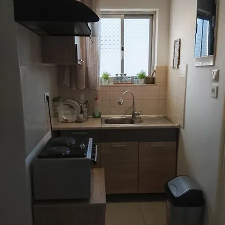 Marilu In The Center Of Chania