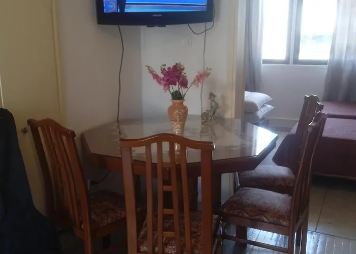 Marilu In The Center Of Chania *