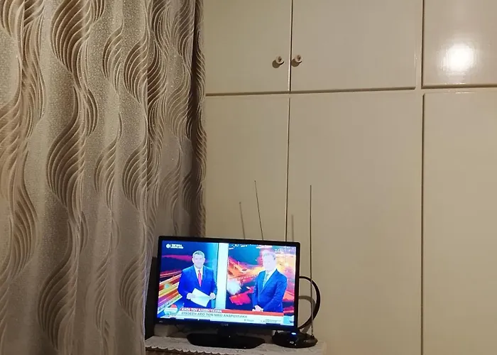 Marilu In The Center Of Chania *